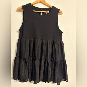 🖤entro tiered blouse🖤